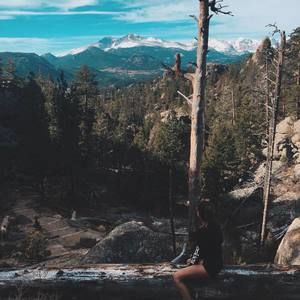 Meet your Posher, Leticia